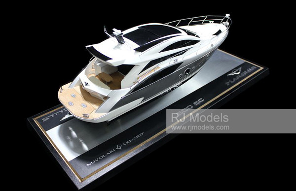 2. Marquis 500 Sport Coupe boats